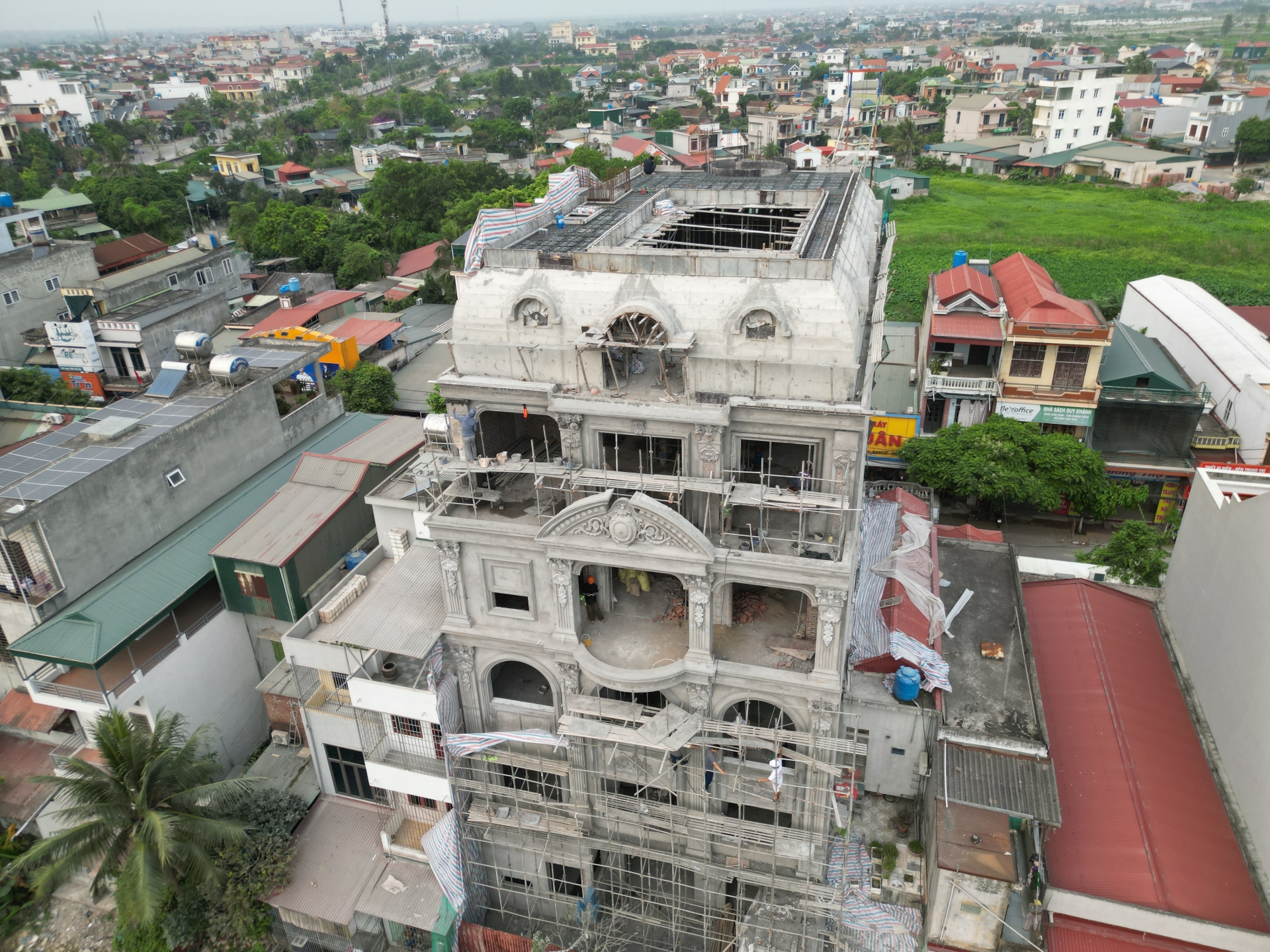 SIÊU PHẨM BIỆT THỰ TÂN CỔ ĐIỂN 1750M2 TẠI THÁI BÌNH DẦN LỘ DIỆN