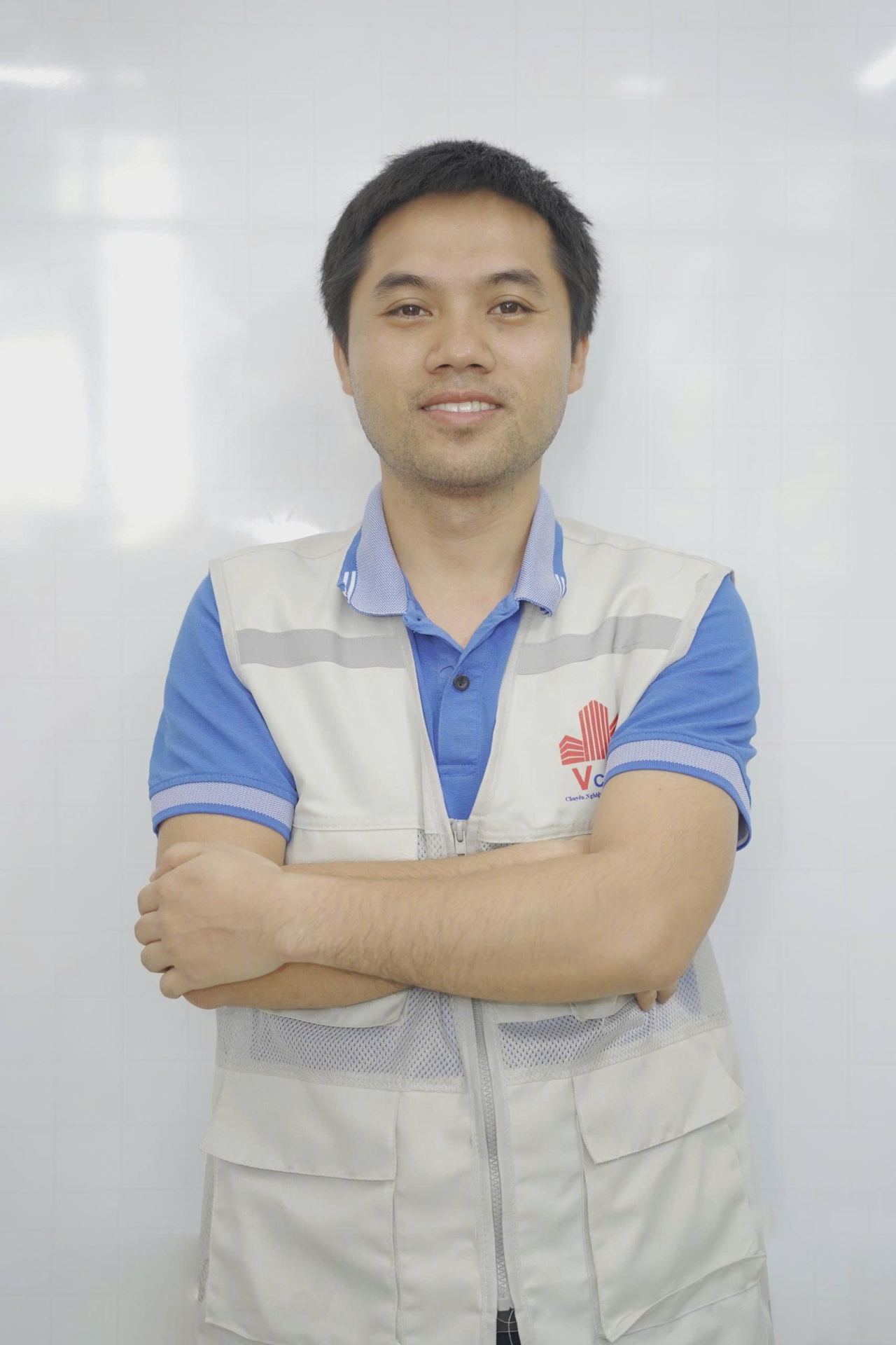 Nhà ở kết hợp với  văn phòng Nhà Phùng - Anh Khánh