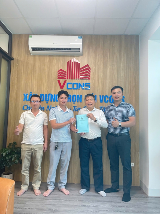 Ký kết hợp đồng thành công với Anh Hải - Đại Cồ Việt